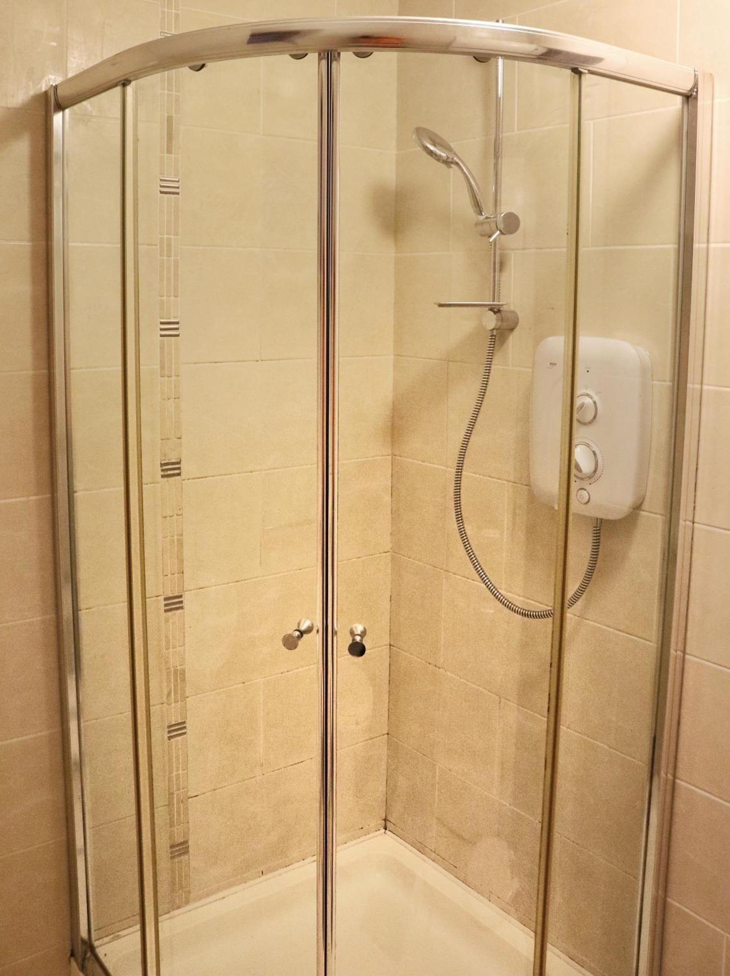 Apartmán Deluxe Dwelling - 15 Mins From Cork City/Airport Exteriér fotografie